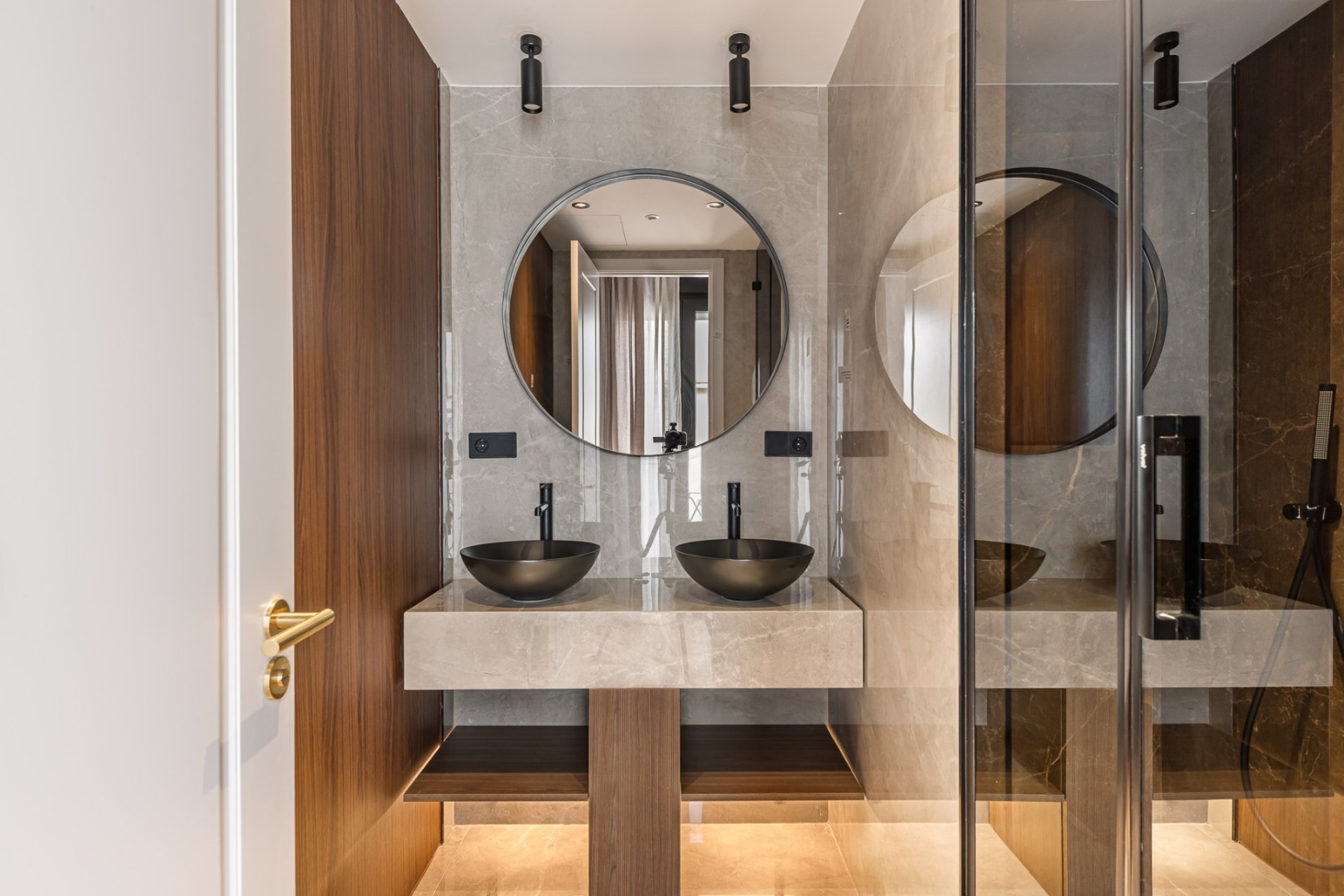 Odsprzedaż - Apartament - Madrid