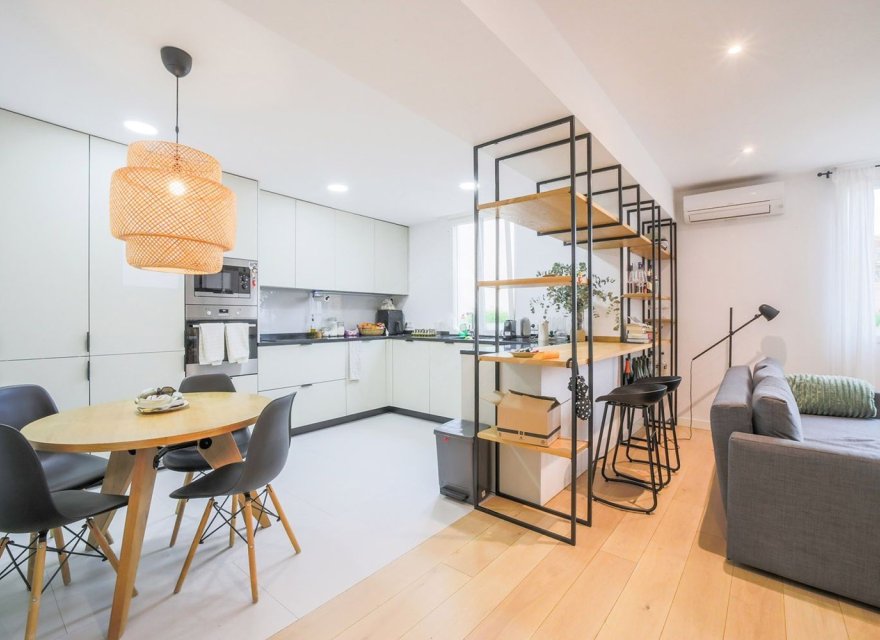 Odsprzedaż - Apartament - Madrid