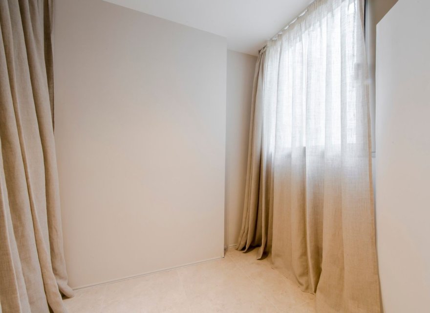 Odsprzedaż - Apartament - Madrid