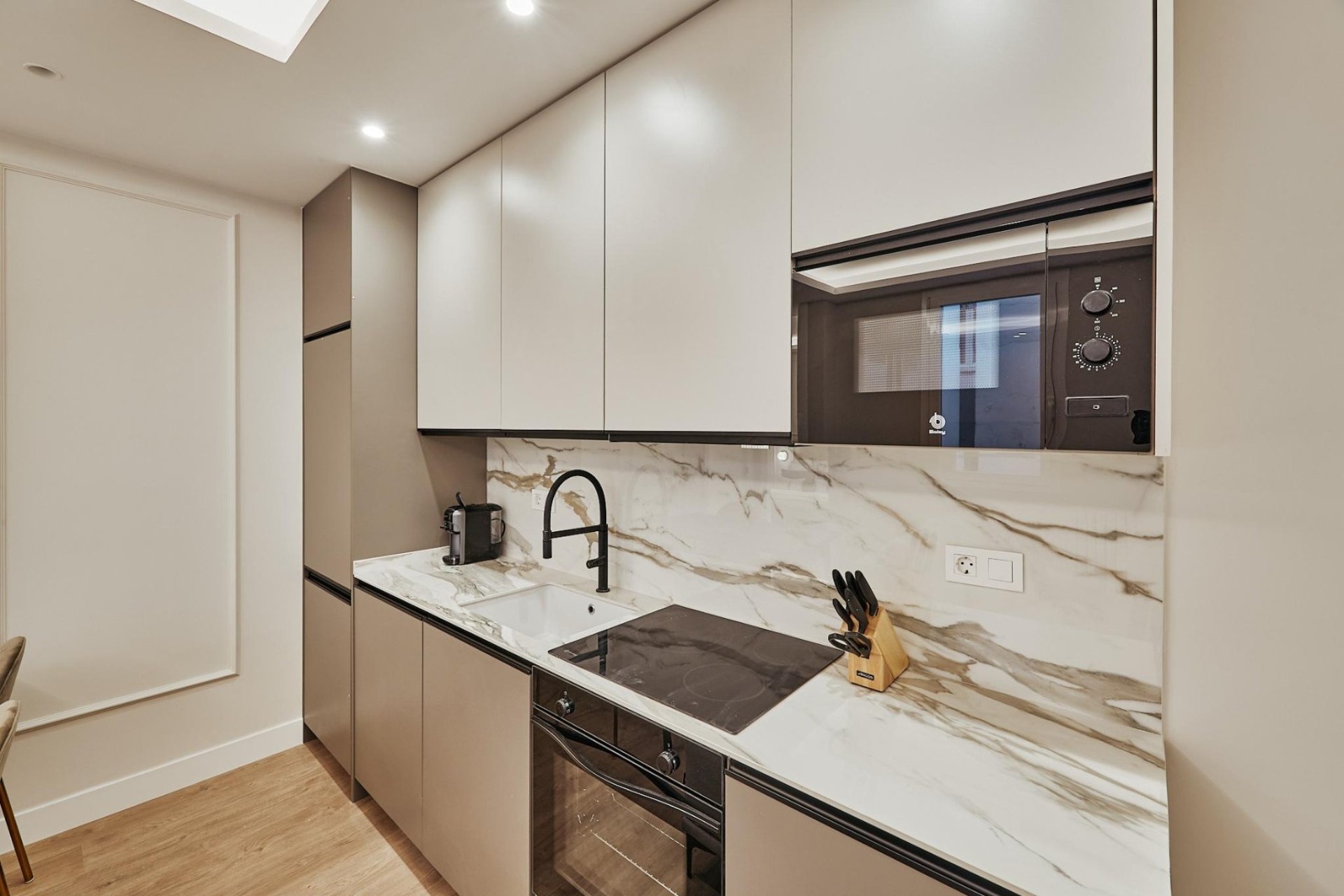 Odsprzedaż - Apartament - Madrid