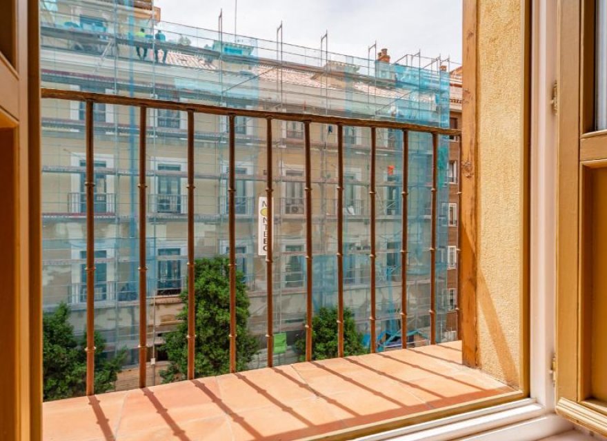 Odsprzedaż - Apartament - Madrid