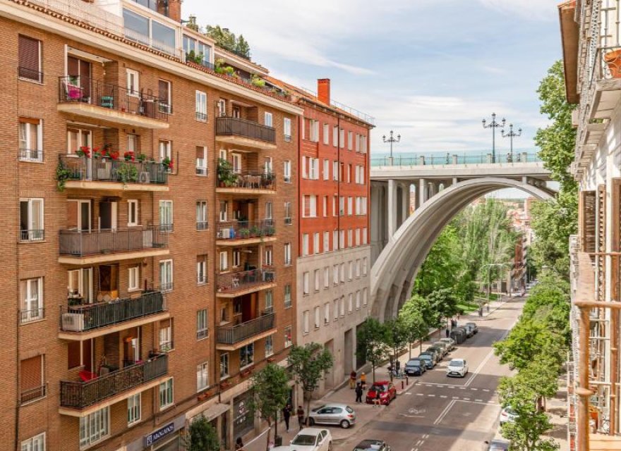 Odsprzedaż - Apartament - Madrid