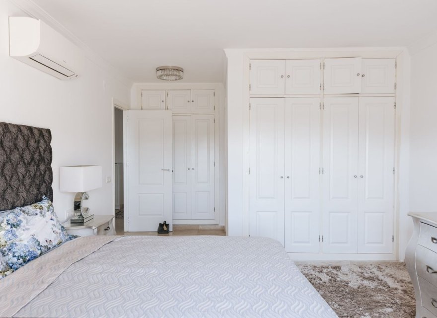 Odsprzedaż - Apartament - Manilva - Costa del Sol