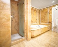 Odsprzedaż - Apartament - Marbella - Costa del Sol