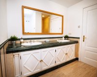 Odsprzedaż - Apartament - Marbella - Costa del Sol