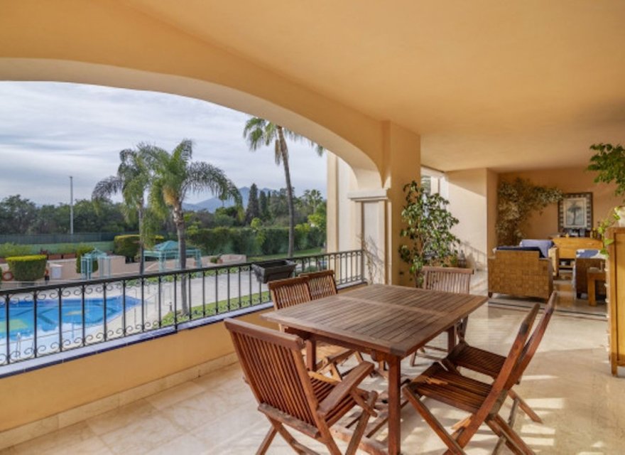 Odsprzedaż - Apartament - Marbella - Costa del Sol