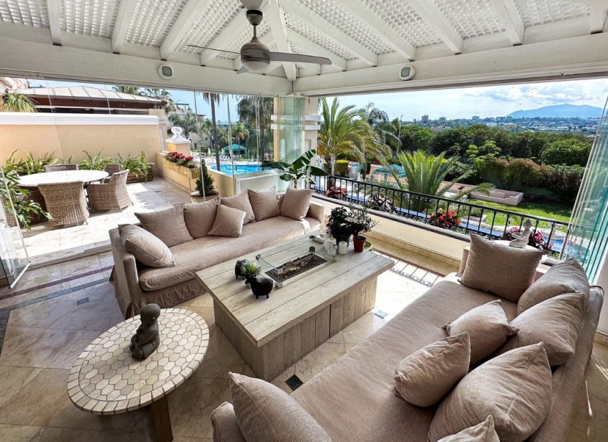 Odsprzedaż - Apartament - Marbella - Costa del Sol