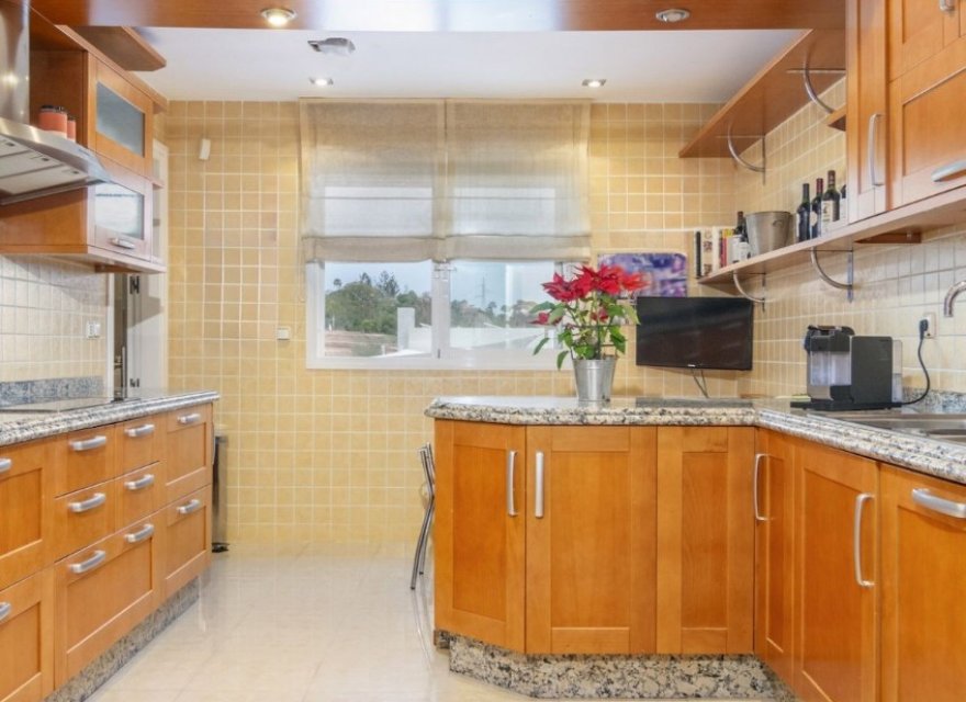 Odsprzedaż - Apartament - Marbella - Costa del Sol