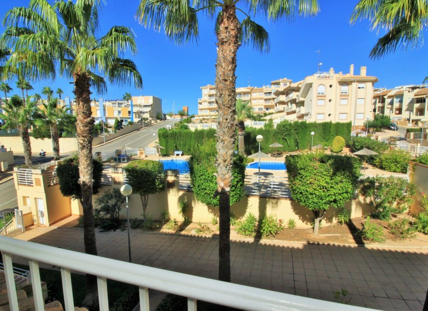 Odsprzedaż - Apartament - Orihuela Costa - Cabo Roig