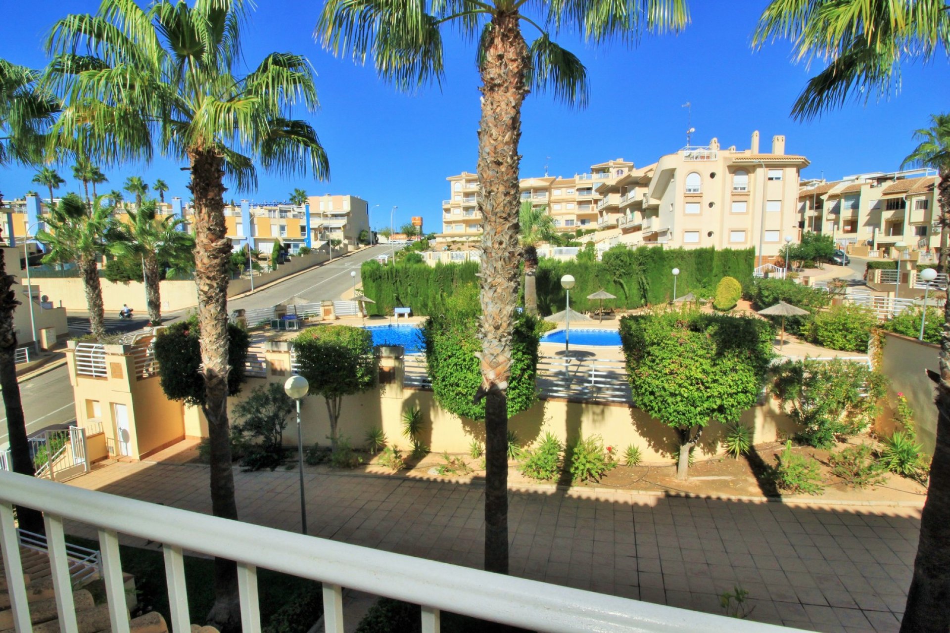 Odsprzedaż - Apartament - Orihuela Costa - Cabo Roig