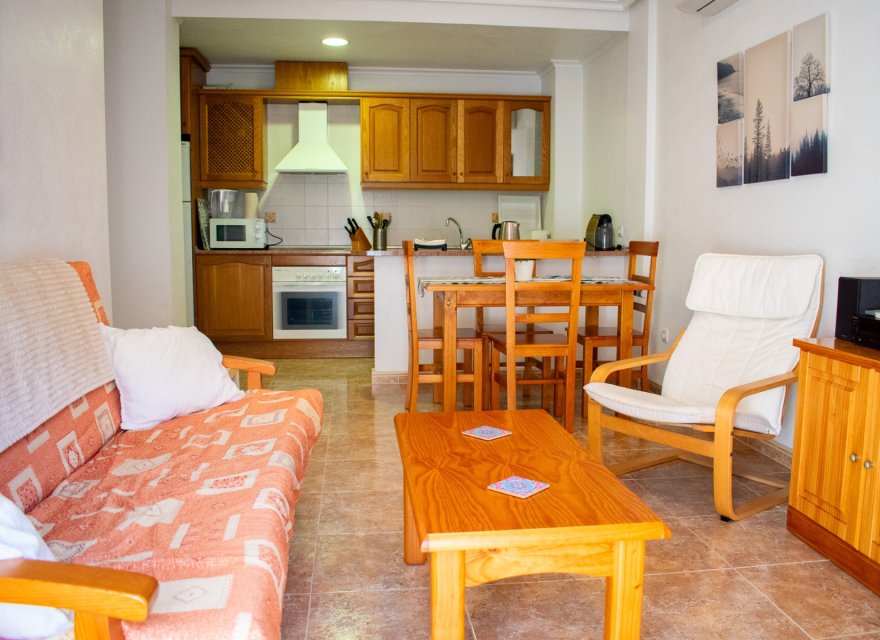 Odsprzedaż - Apartament - Orihuela Costa - Campoamor