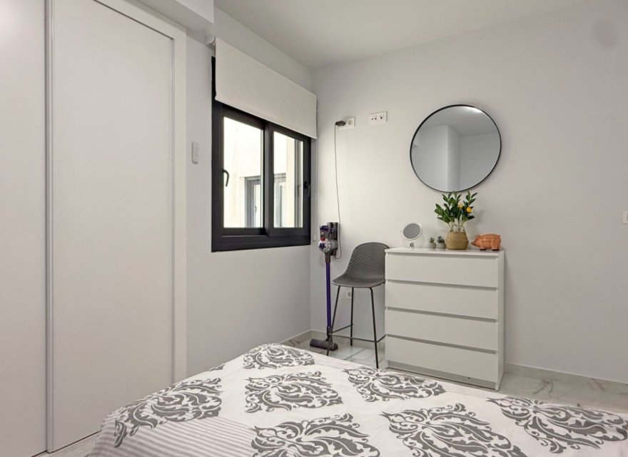 Odsprzedaż - Apartament - Orihuela Costa - Costa Blanca