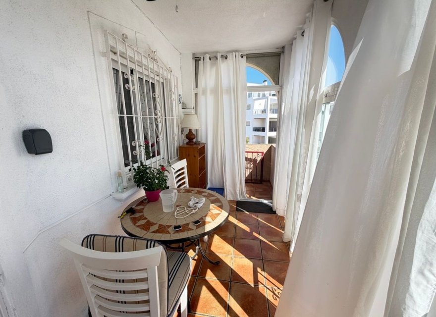 Odsprzedaż - Apartament - Orihuela Costa - La Regia