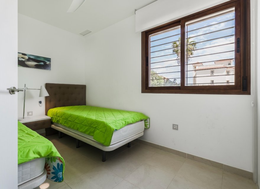 Odsprzedaż - Apartament - Orihuela Costa - La Zenia