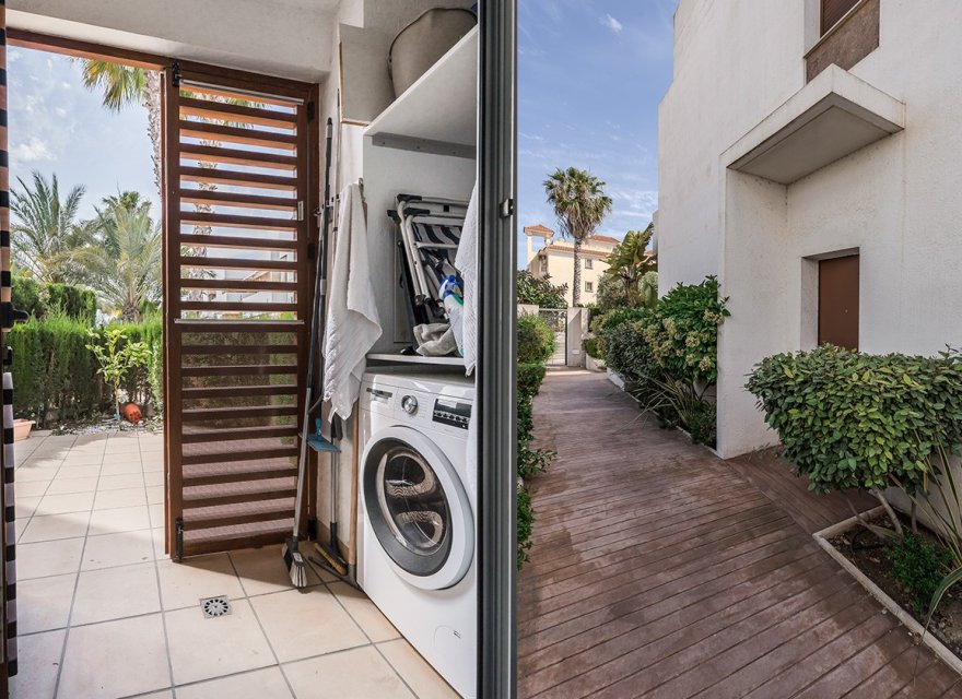 Odsprzedaż - Apartament - Orihuela Costa - La Zenia