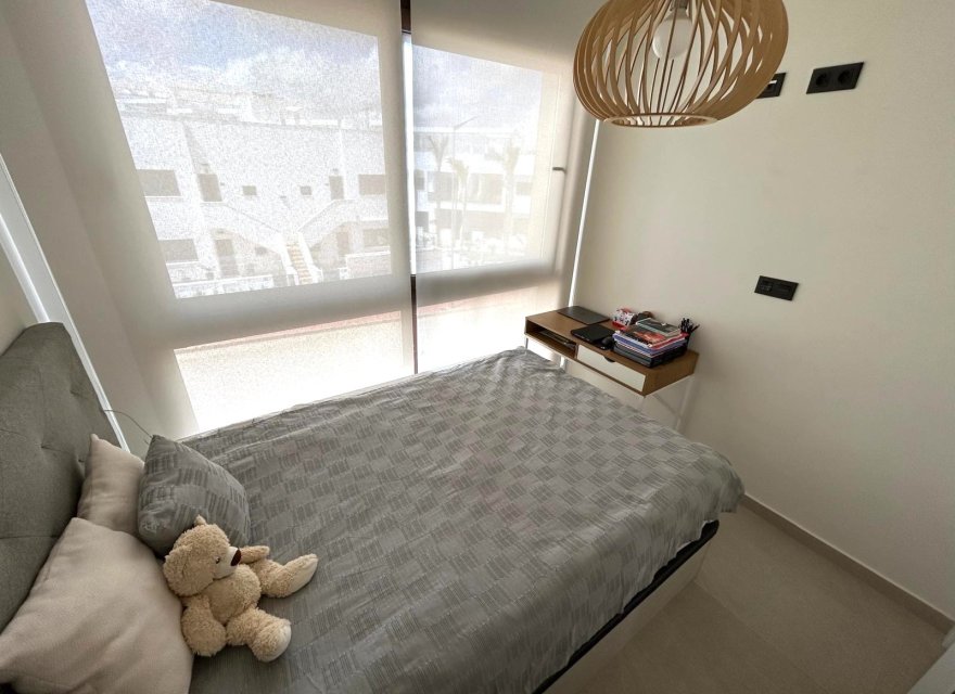Odsprzedaż - Apartament - Orihuela Costa - Los Balcones
