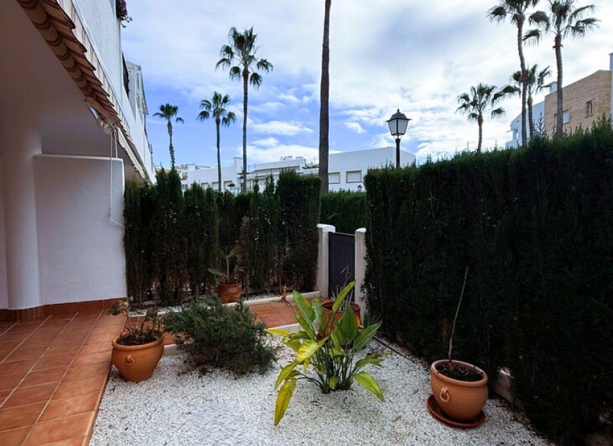 Odsprzedaż - Apartament - Orihuela Costa - Villamartín