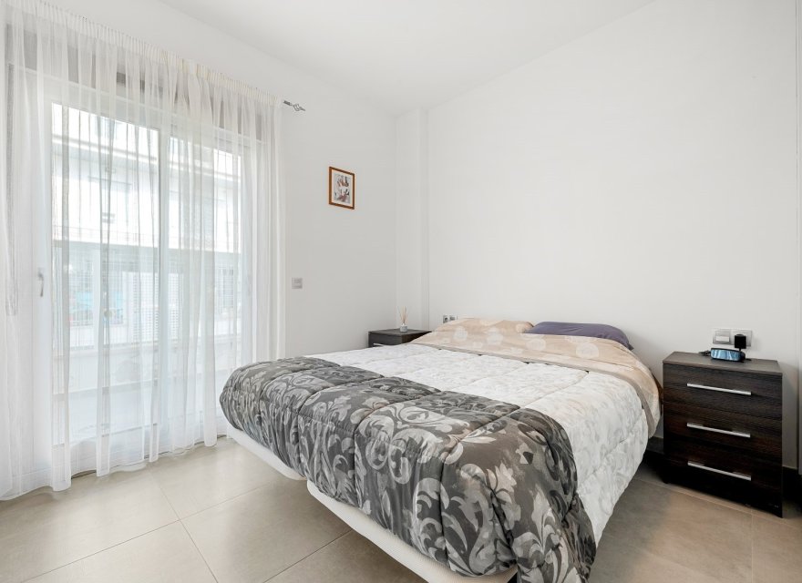 Odsprzedaż - Apartament - Orihuela Costa - Villamartín