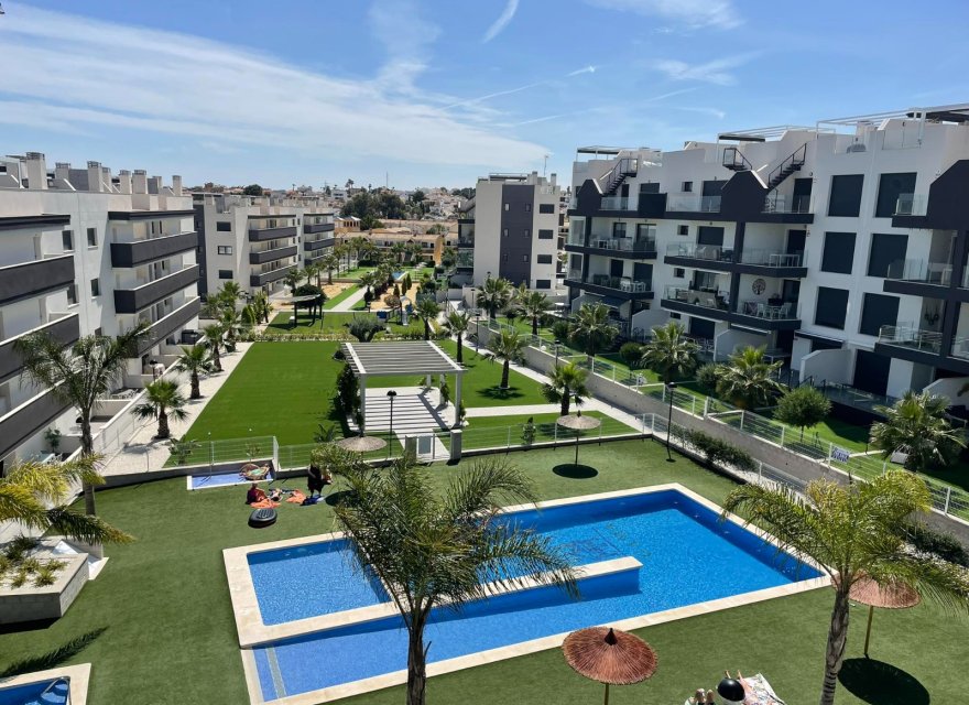 Odsprzedaż - Apartament - Orihuela Costa - Villamartín