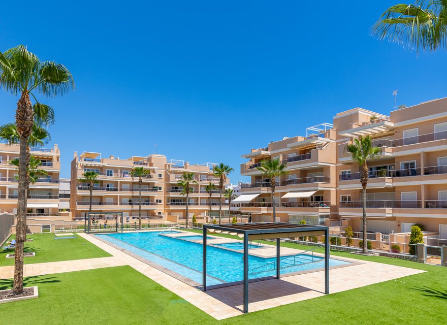 Odsprzedaż - Apartament - Orihuela Costa - Villamartin