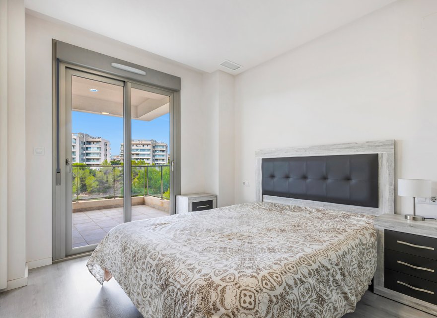 Odsprzedaż - Apartament - Orihuela Costa - Villamartín