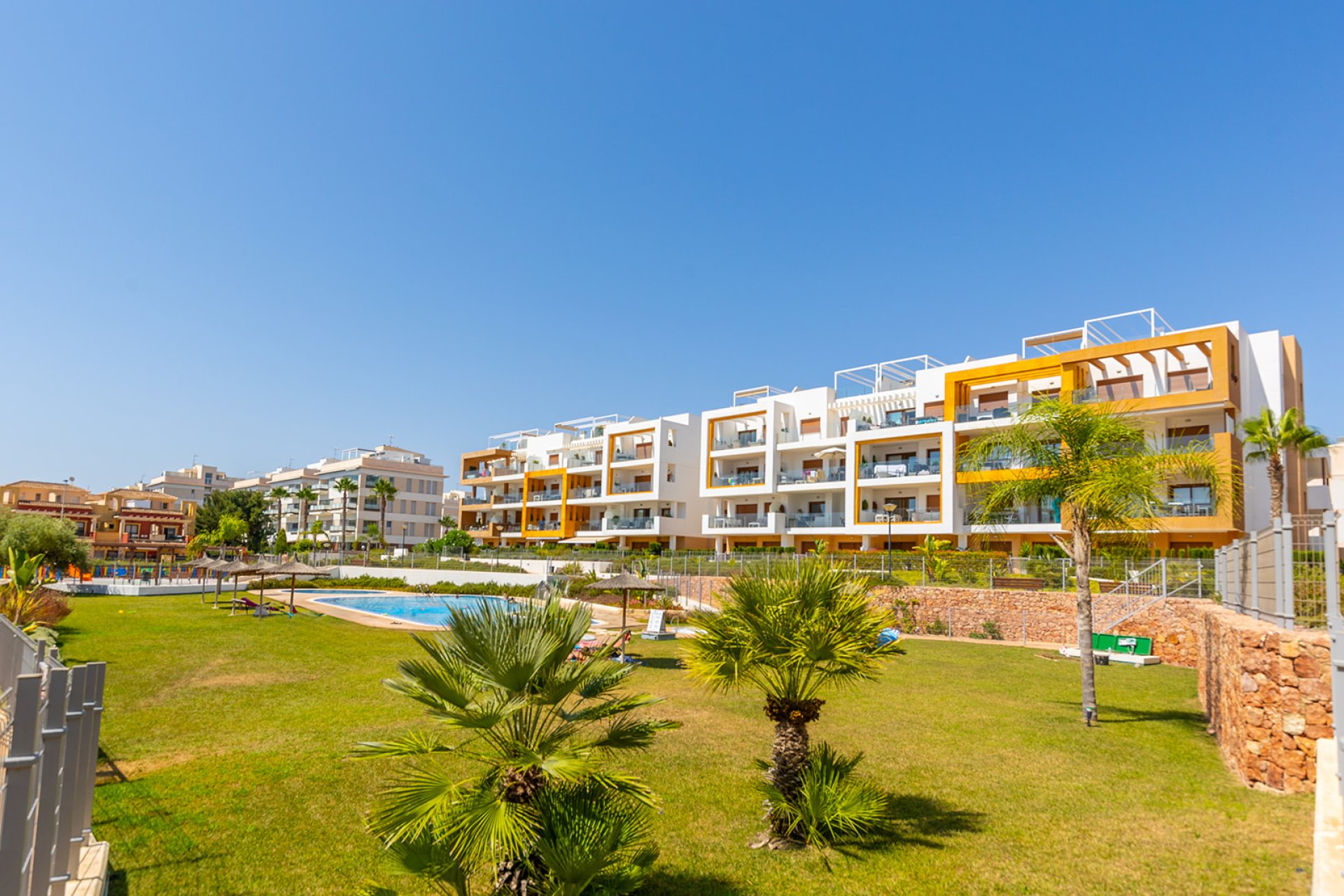 Odsprzedaż - Apartament - Orihuela Costa - Villamartín