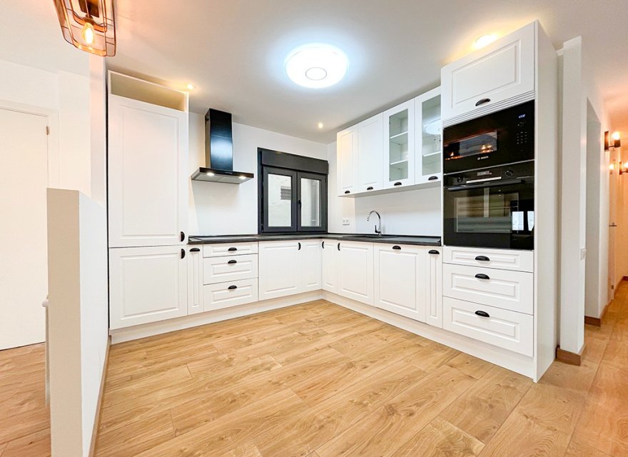 Odsprzedaż - Apartament - Palma de Mallorca - Palma