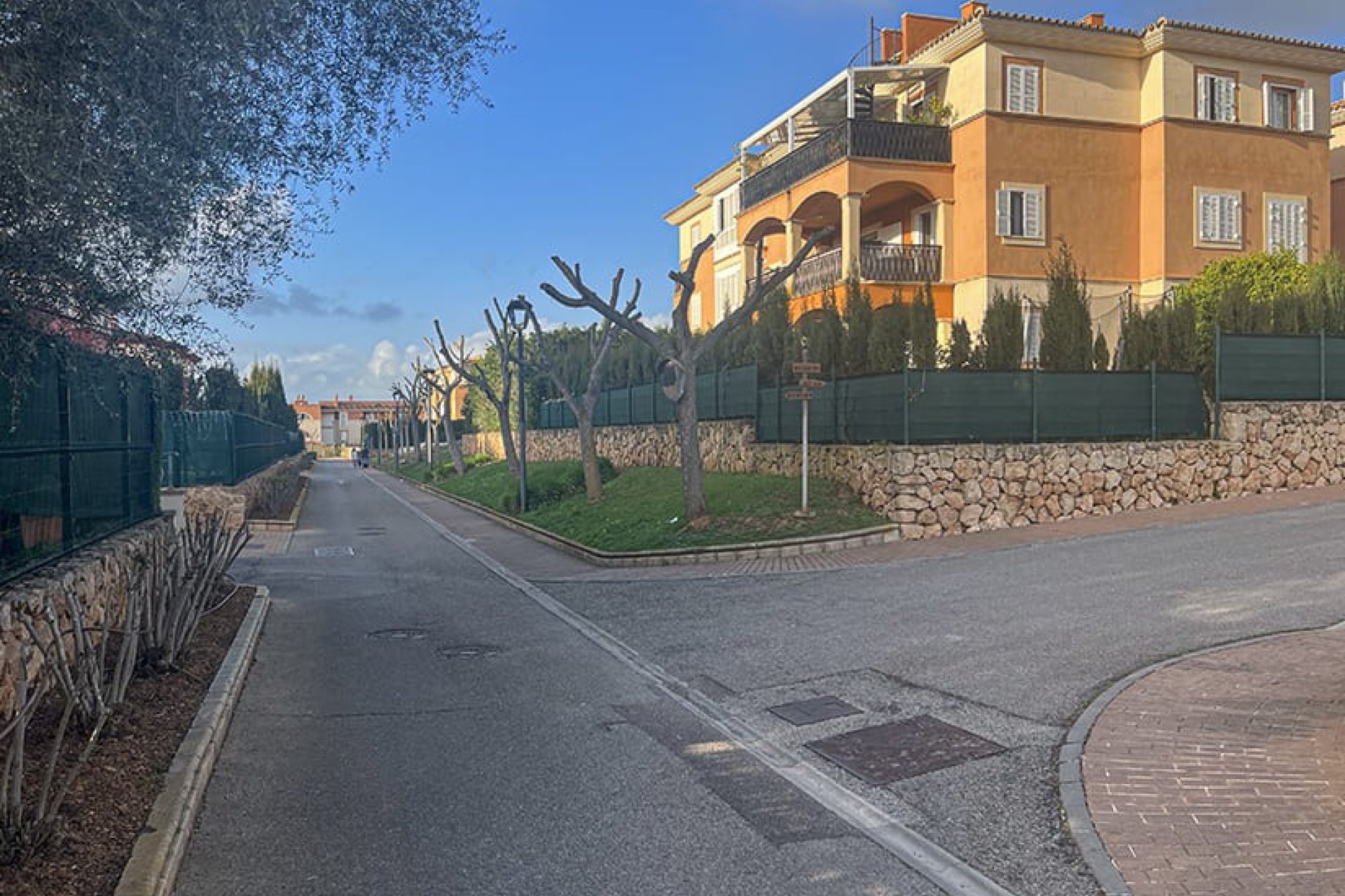 Odsprzedaż - Apartament - Palma de Mallorca - Son Gual