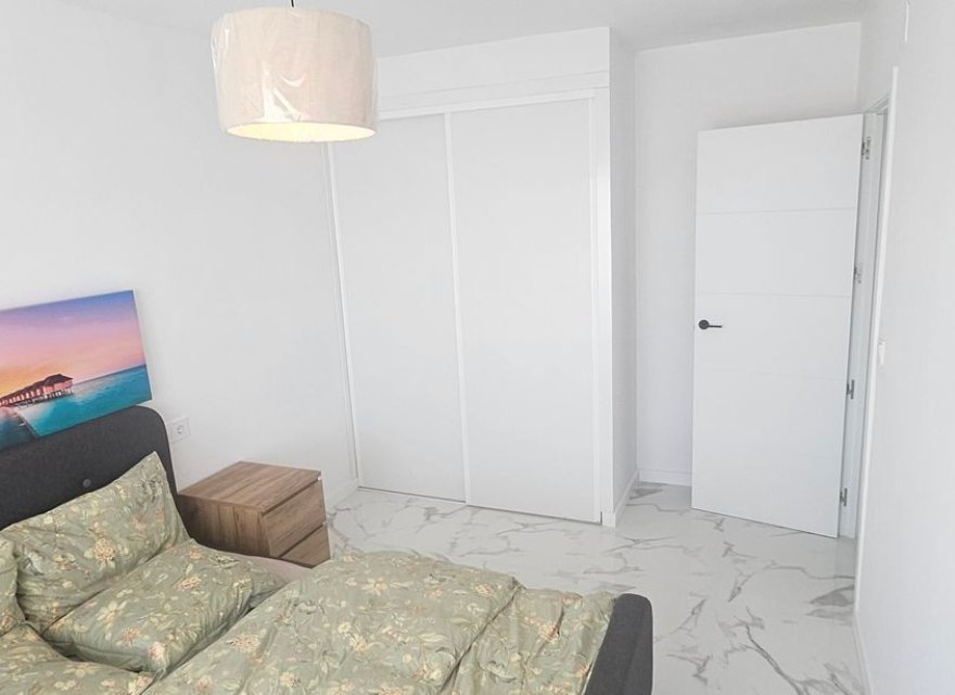 Odsprzedaż - Apartament - Punta Prima