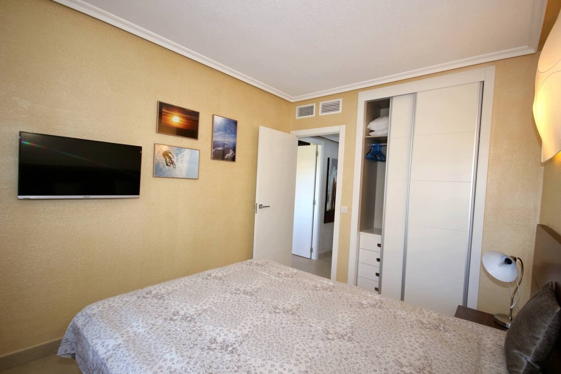 Odsprzedaż - Apartament - Punta Prima