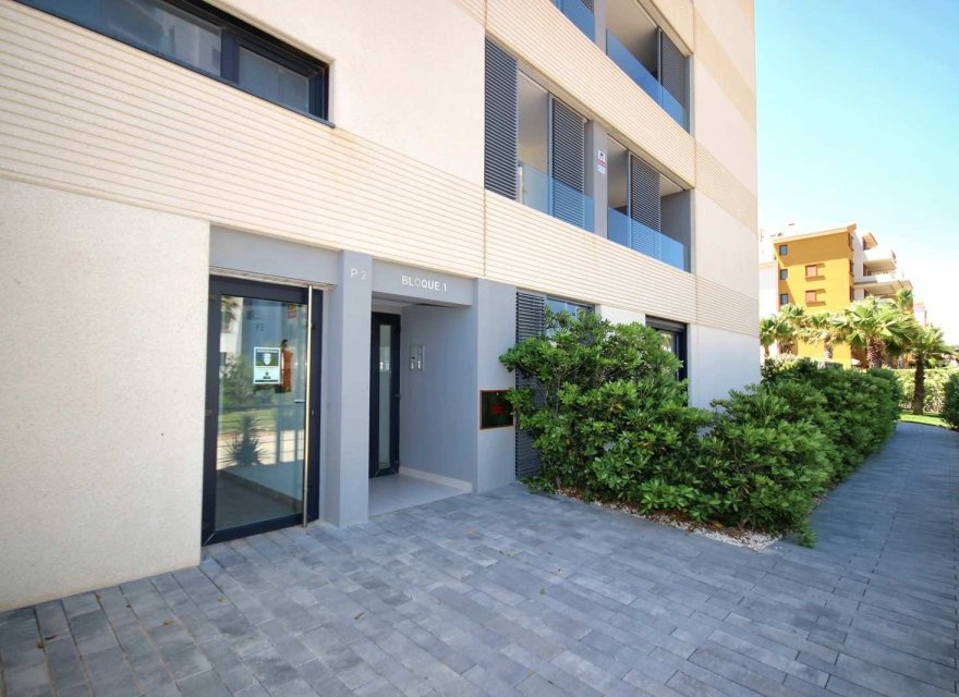 Odsprzedaż - Apartament - Punta Prima