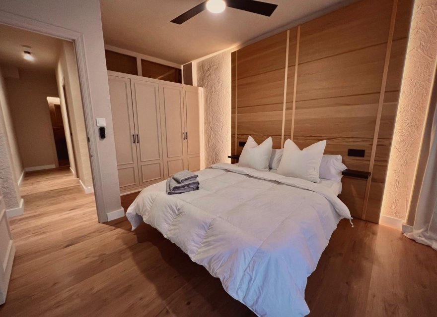 Odsprzedaż - Apartament - Santa Pola - Centro
