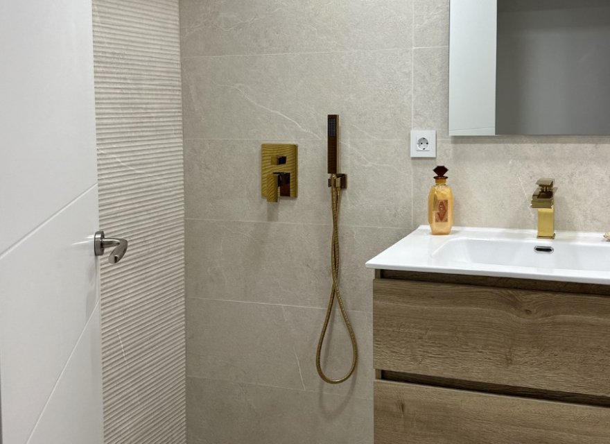 Odsprzedaż - Apartament - Torrevieja - Acequion