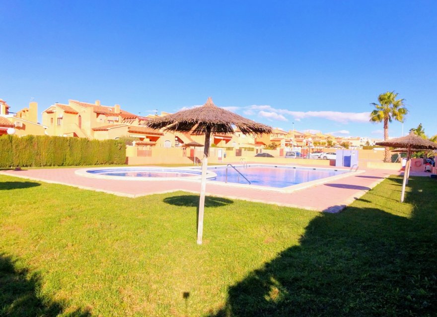 Odsprzedaż - Apartament - Torrevieja - Aguas Nuevas