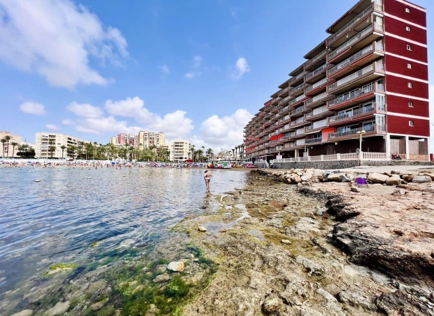 Odsprzedaż - Apartament - Torrevieja - Aldea del mar