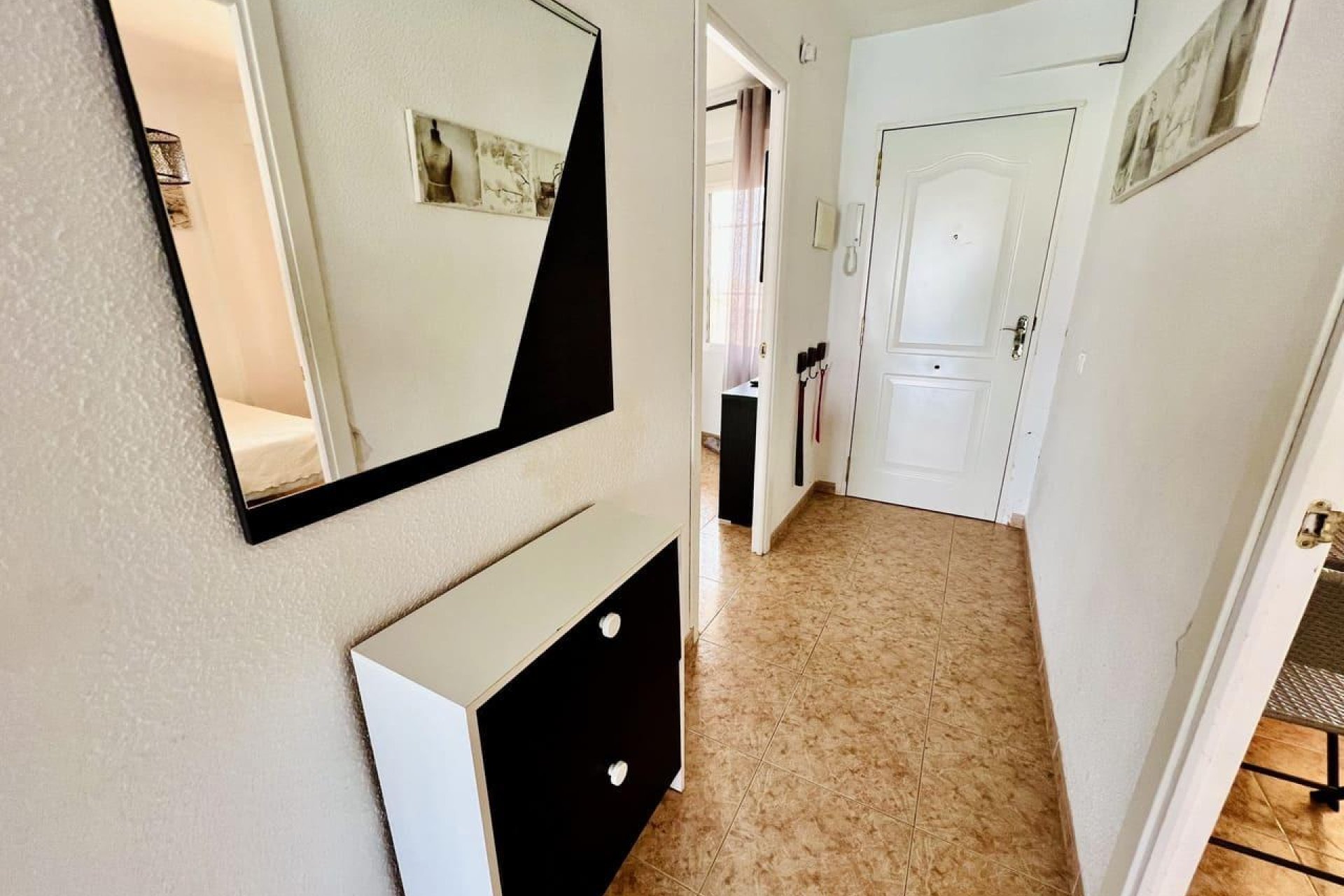 Odsprzedaż - Apartament - Torrevieja - Aldea del mar