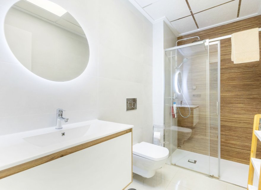 Odsprzedaż - Apartament - Torrevieja - C/ Maestro Francisco Casanovas - Edf. Cibeles III