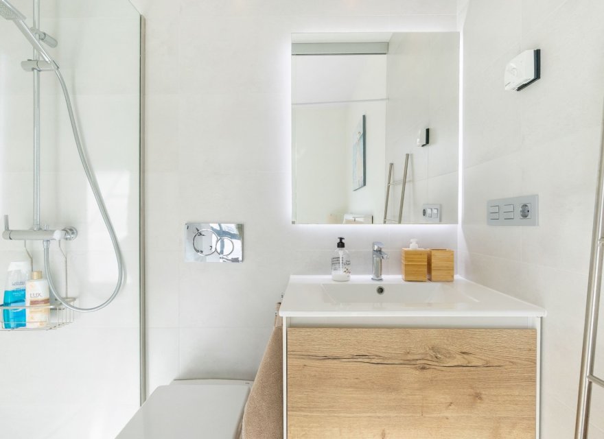 Odsprzedaż - Apartament - Torrevieja - C/ Maestro Francisco Casanovas - Edf. Cibeles III