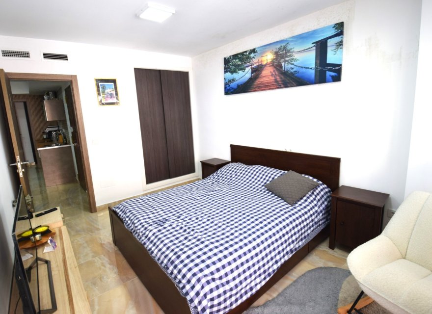 Odsprzedaż - Apartament - Torrevieja - Center