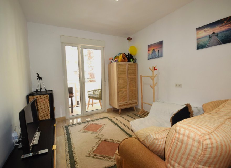 Odsprzedaż - Apartament - Torrevieja - Center