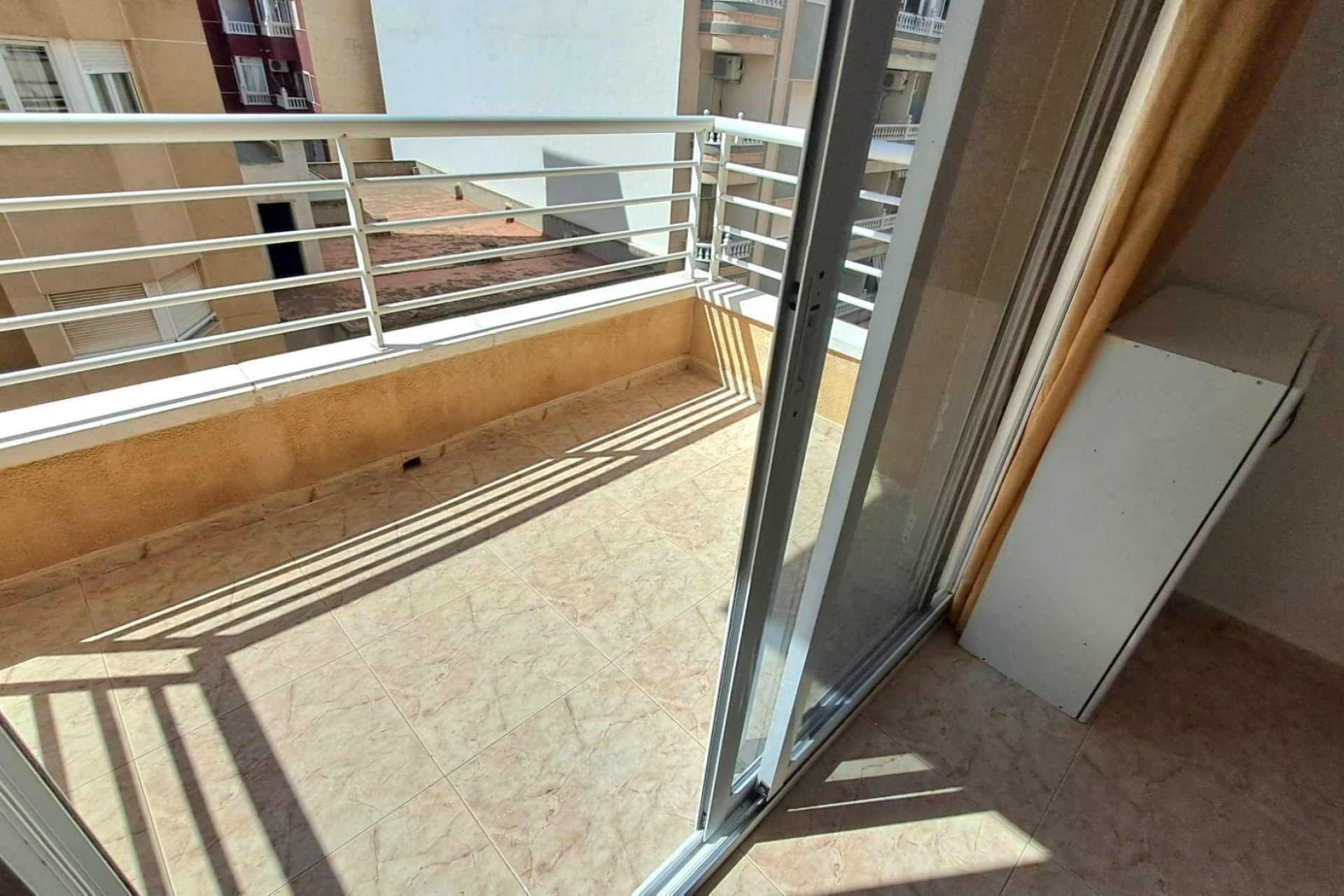 Odsprzedaż - Apartament - Torrevieja - Center