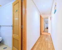 Odsprzedaż - Apartament - Torrevieja - Center