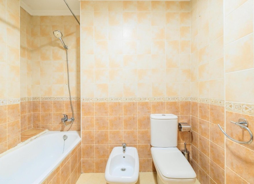 Odsprzedaż - Apartament - Torrevieja - Center