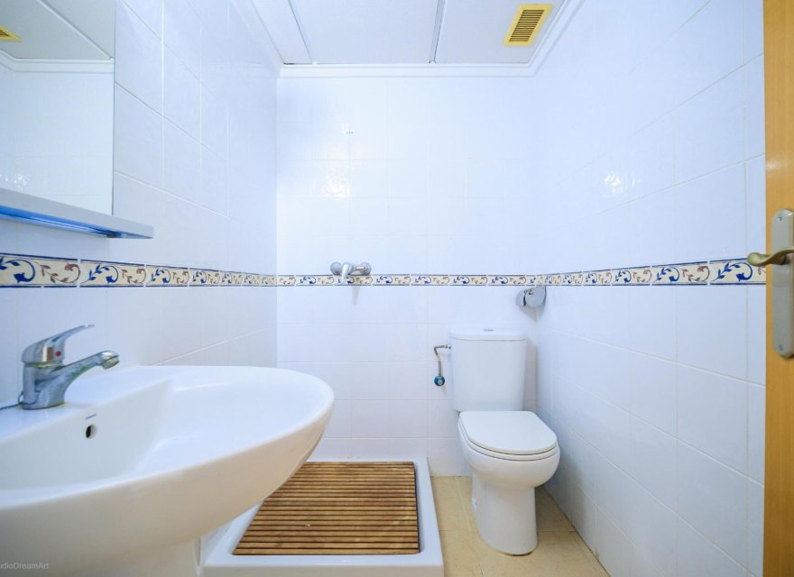 Odsprzedaż - Apartament - Torrevieja - Center