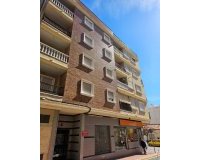 Odsprzedaż - Apartament - Torrevieja - Center