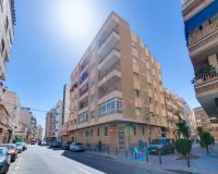 Odsprzedaż - Apartament - Torrevieja - Center