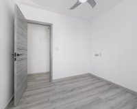 Odsprzedaż - Apartament - Torrevieja - Center