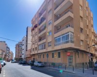 Odsprzedaż - Apartament - Torrevieja - Center