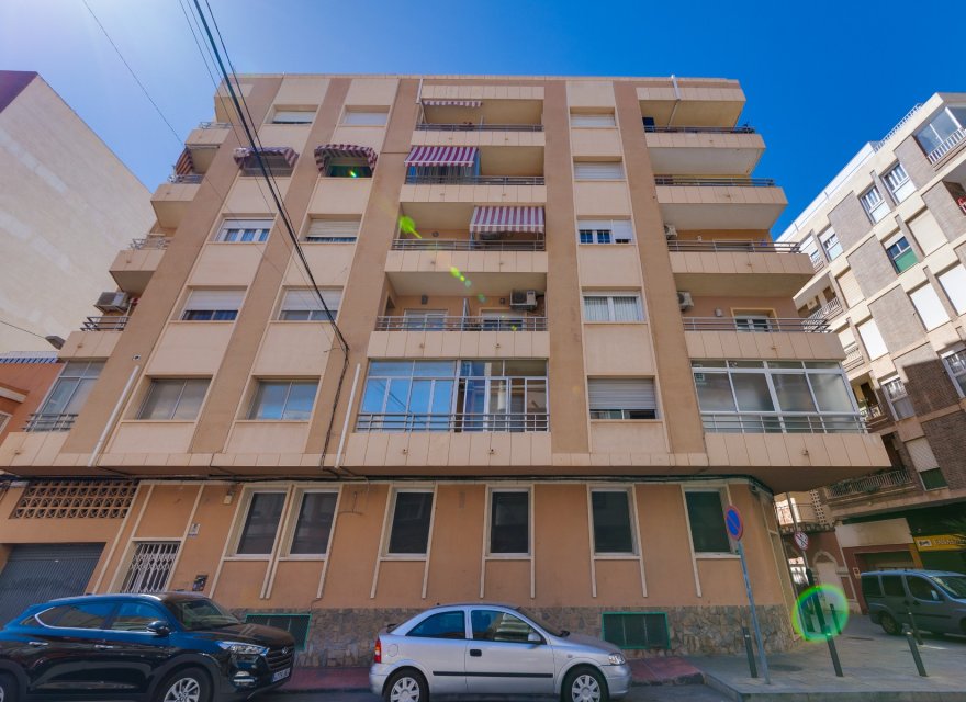 Odsprzedaż - Apartament - Torrevieja - Center