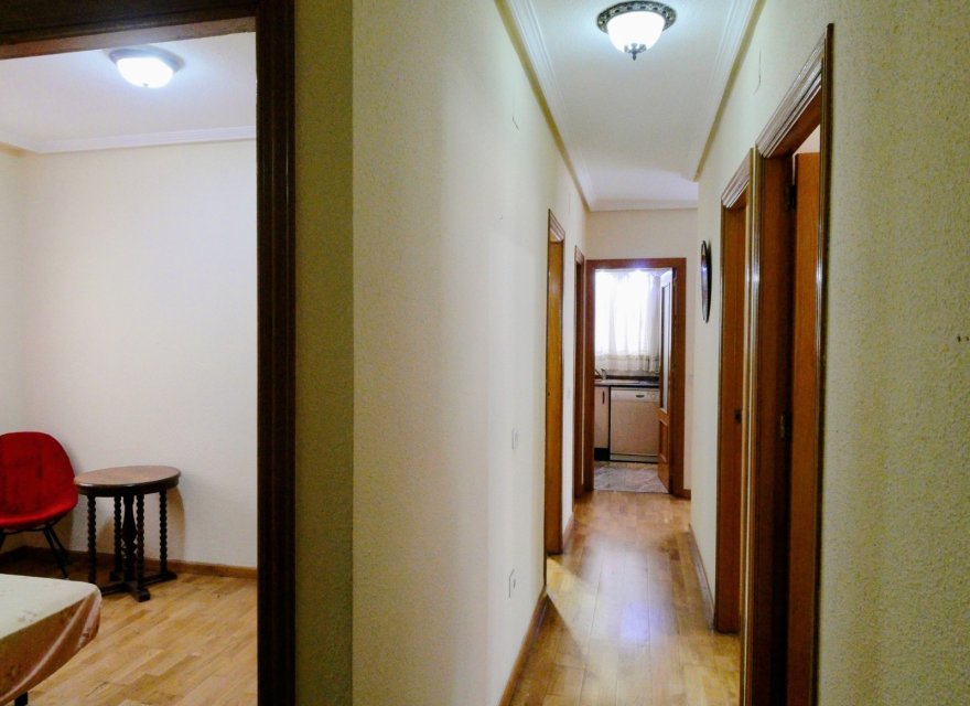 Odsprzedaż - Apartament - Torrevieja - Center